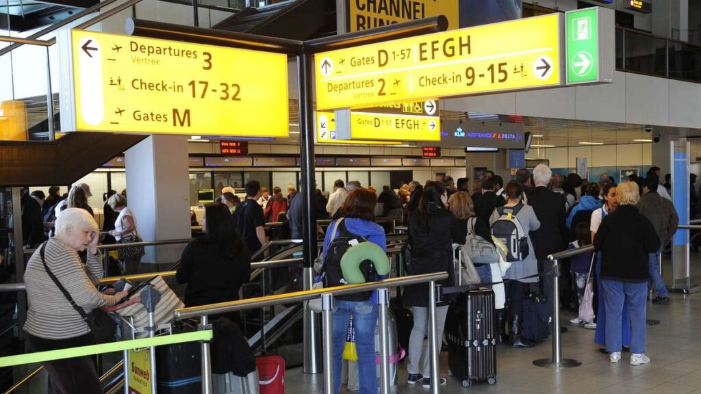 Les billets d'avion flambent dès 2027 !