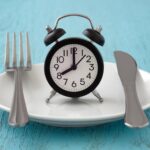 Découverte étonnante : le jeûne intermittent, un secret pour vivre plus longtemps !