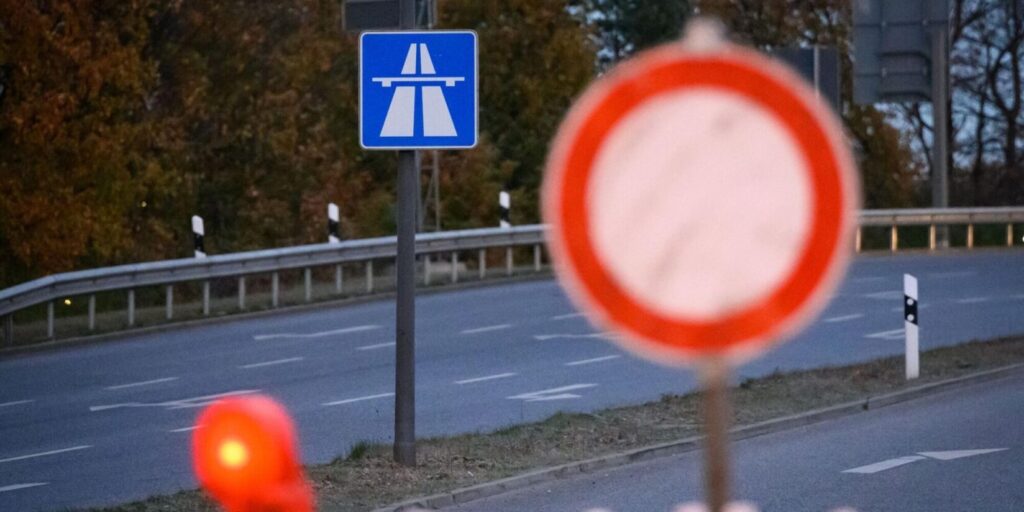 A40 : Fermeture de l'Accès, Suivez le Direct à Dortmund !
