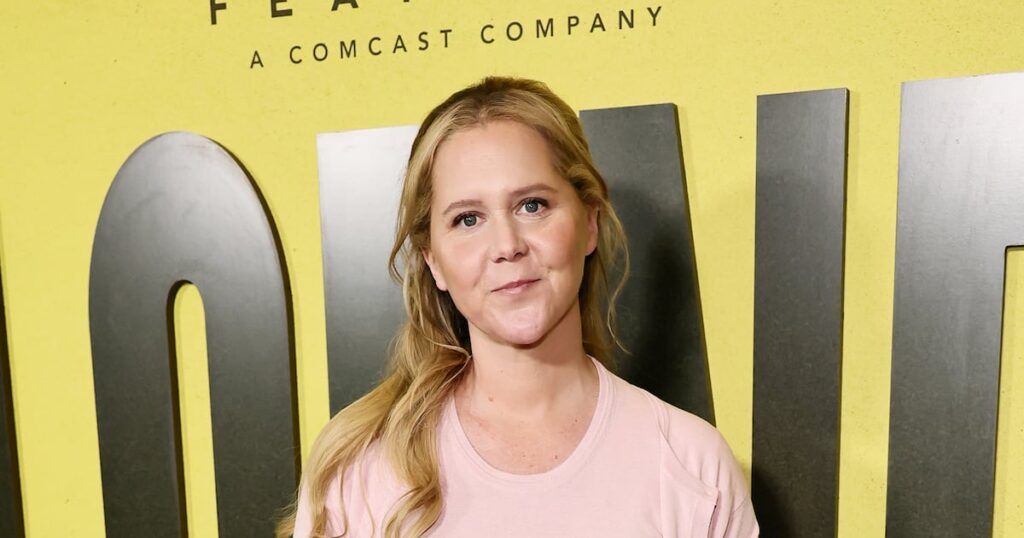 Amy Schumer révèle son programme fitness et les résultats impressionnants !