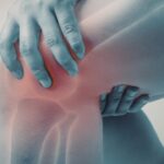 Calcium insuffisant pour des os solides ? Découvrez pourquoi les suppléments ne suffisent pas et ce qu'il faut vraiment pour renforcer votre santé osseuse.