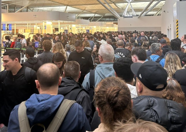 Longues files d'attente à l'aéroport de Londres Stansted