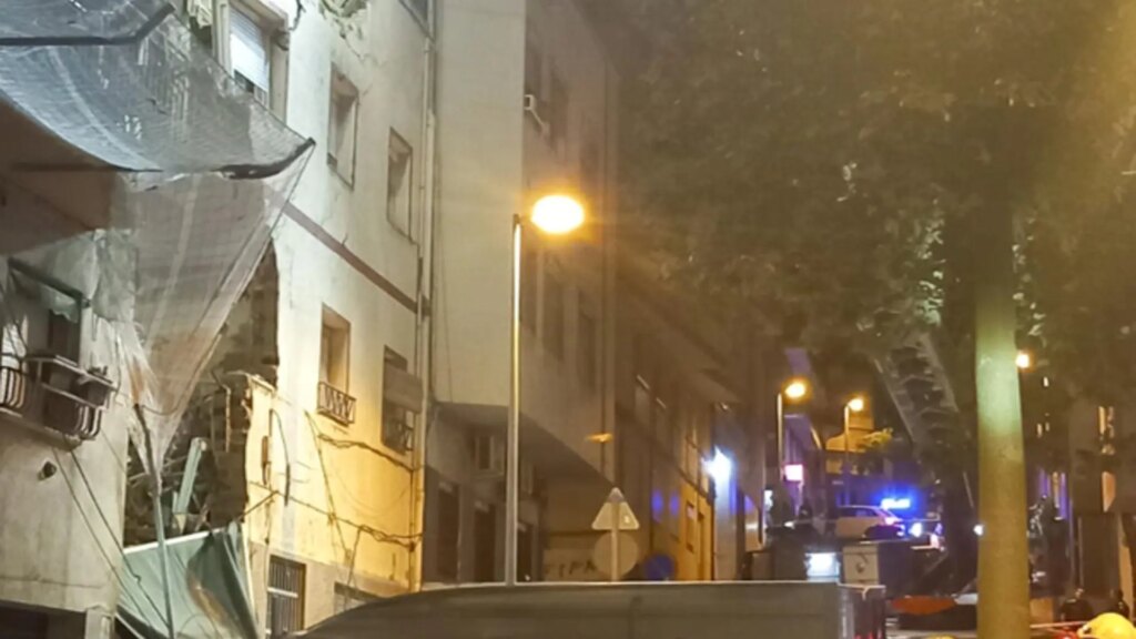 DERRIÈRE L'EFONDREMENT : Trente personnes évacuées à Badalona