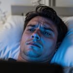 Découvrez comment un élément méconnu de votre chambre perturbe votre sommeil sans que vous le réalisiez !