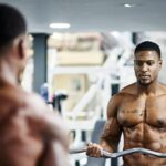 Développez des "muscles miroirs" tout en visant la longévité : découvrez comment.
