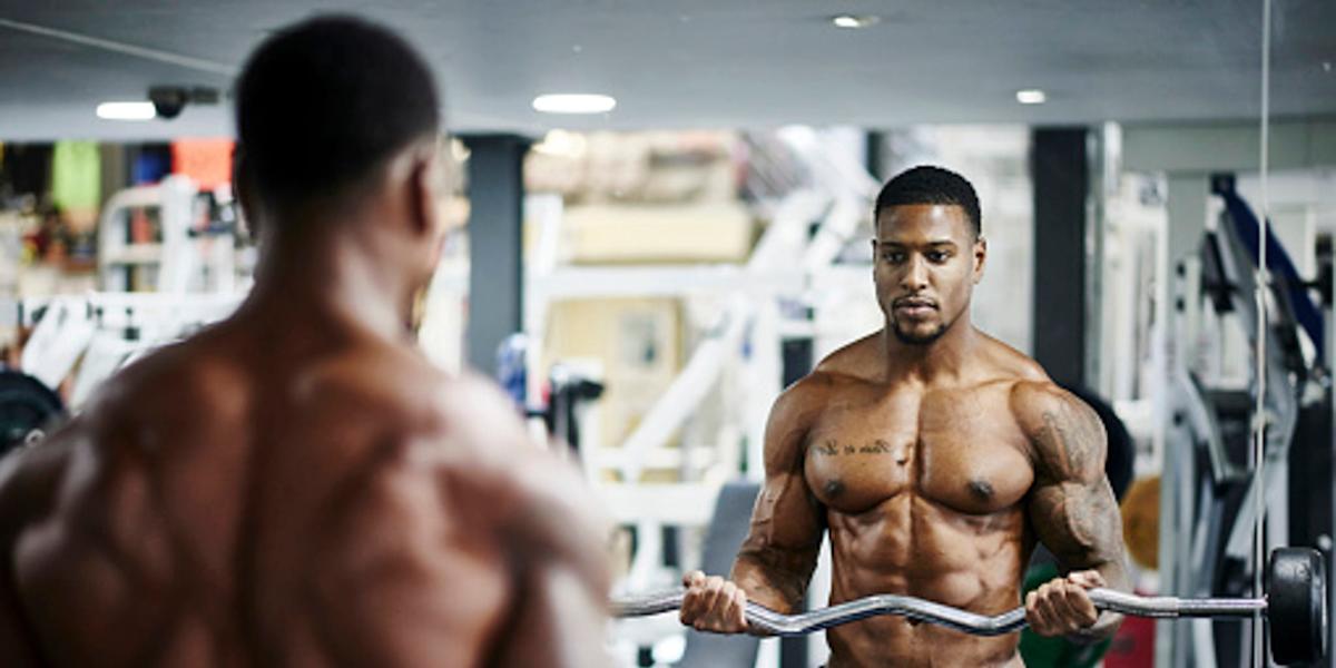 Développez des "muscles miroirs" tout en visant la longévité : découvrez comment.