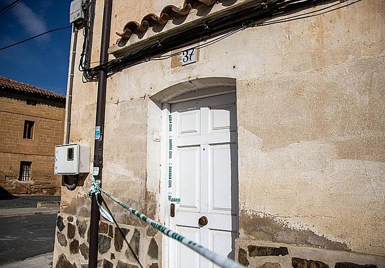 La maison où vivait la victime a été scellée par la Garde civile.