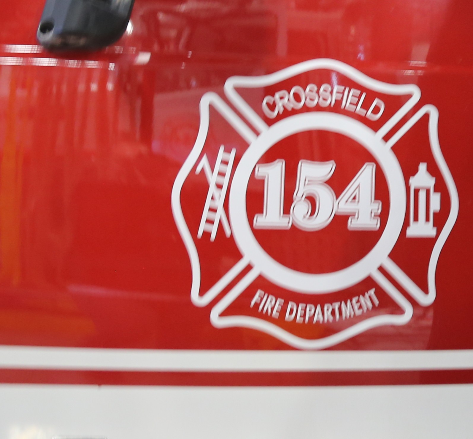 Incendie dans la zone industrielle de Crossfield : fermeture temporaire !