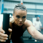Ivy Nile triomphe dans trois catégories après ses débuts en fitness