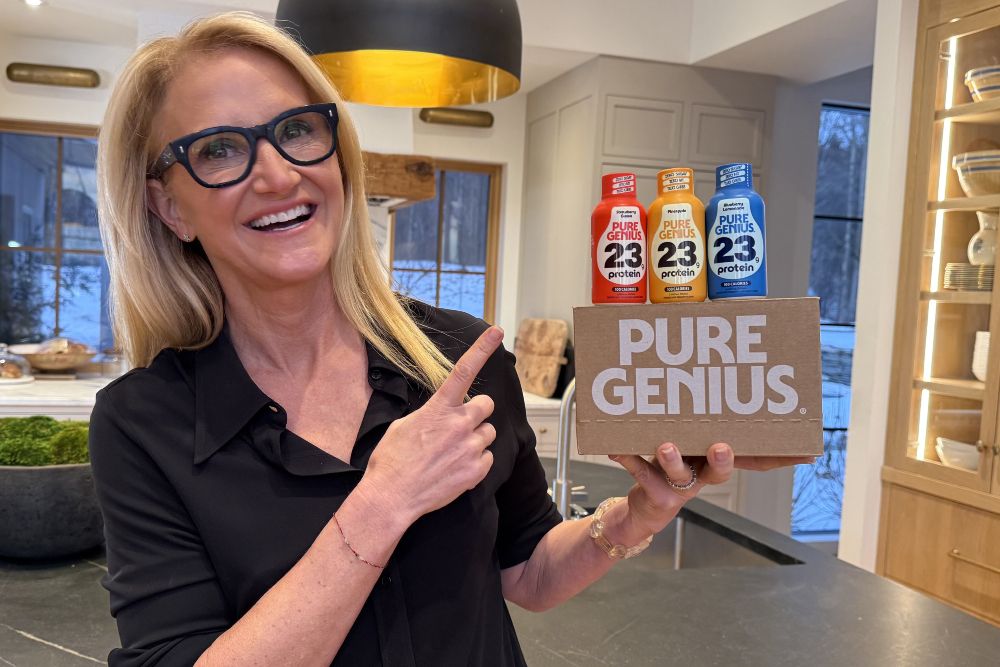 La réponse de Mel Robbins à « J'ai oublié de manger assez de protéines » arrive chez Target