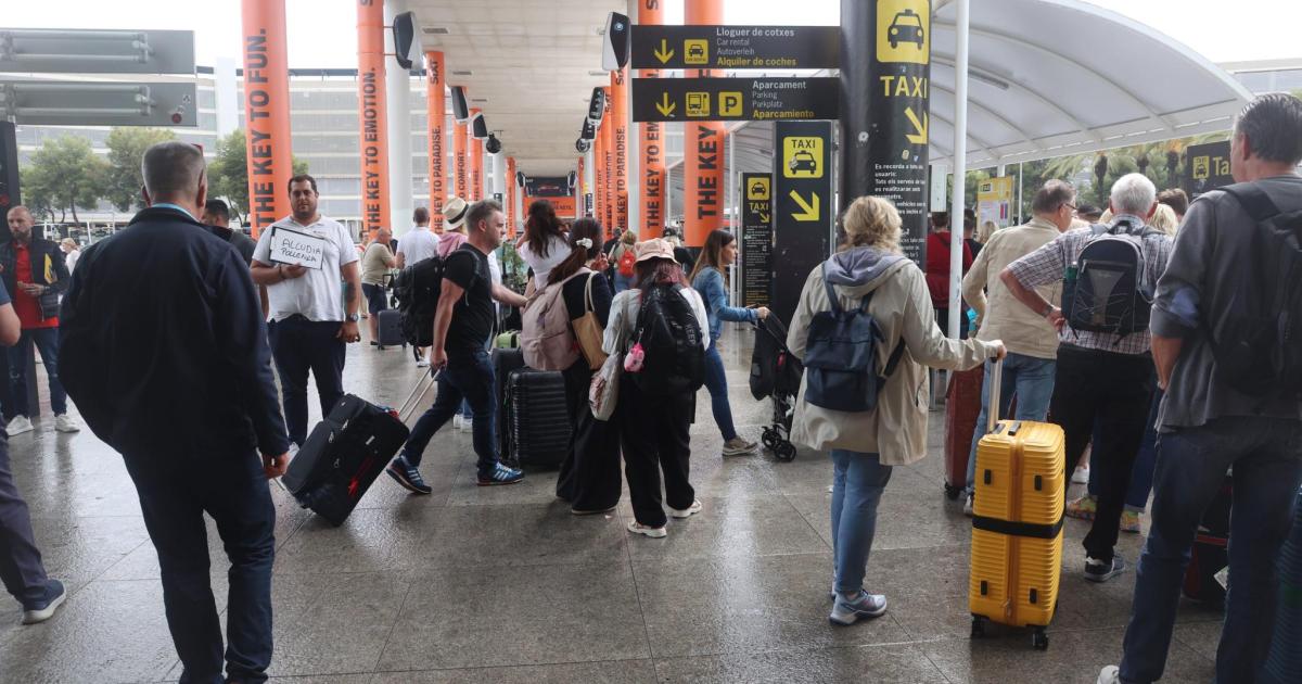 Retards d'avions et ferry annulés : le cauchemar météo à Majorque