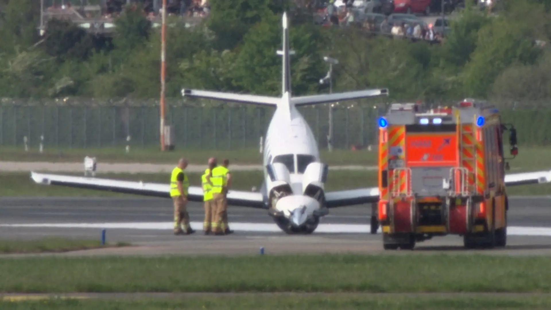 Aéroport de Hambourg : Réouverture après un atterrissage d'urgence