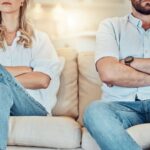 Amour résistant : comment l'orgueil défie les couples après une tempête émotionnelle