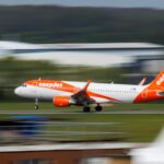 Vol easyJet à Londres détourné après qu'une femme ivre a craché sur un passager