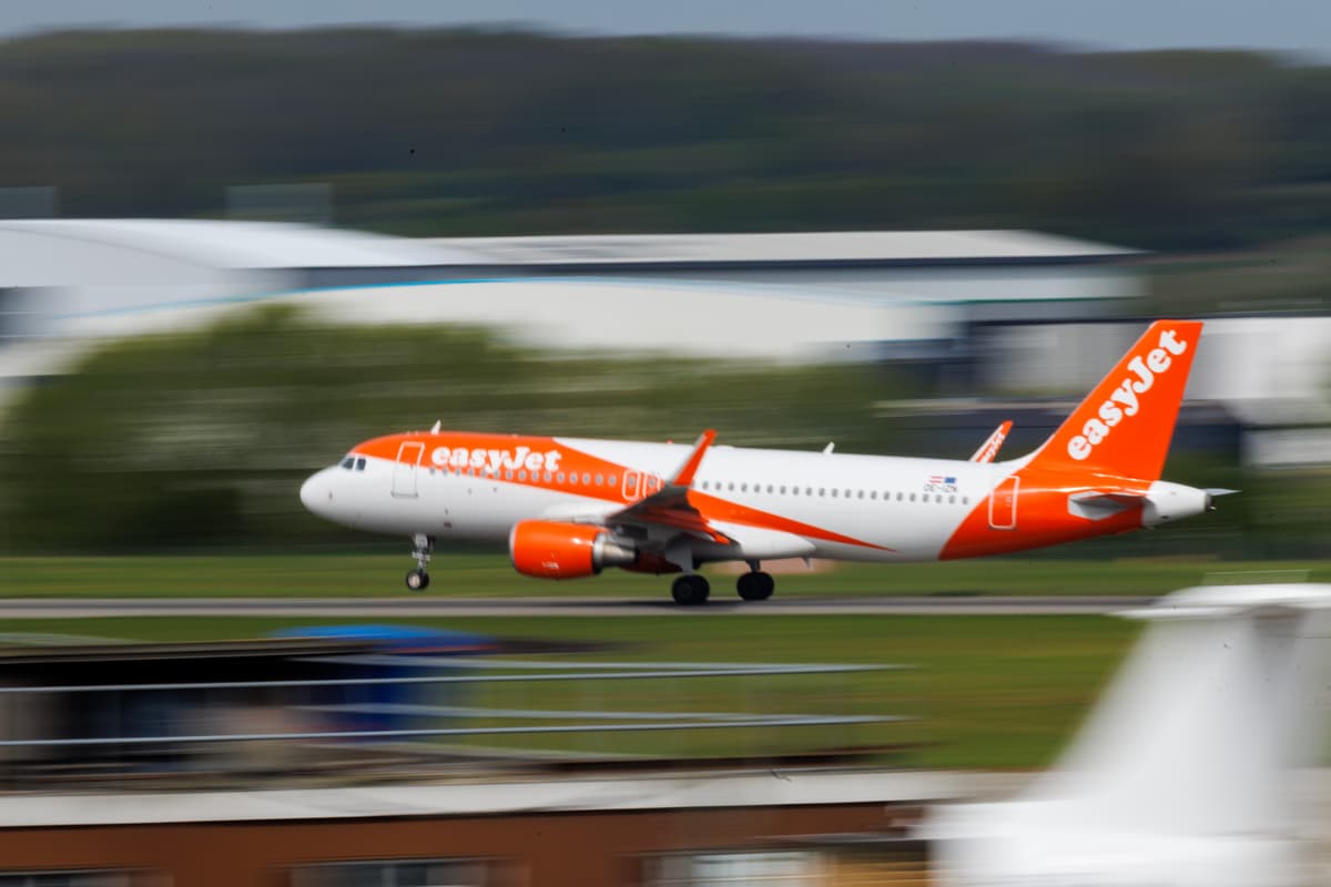 Vol easyJet à Londres détourné après qu'une femme ivre a craché sur un passager