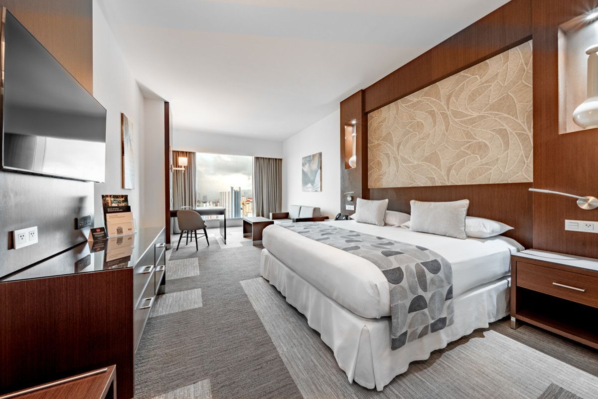 Riu Plaza Panama, confort et commodités garantis pour tous types de voyageurs.
