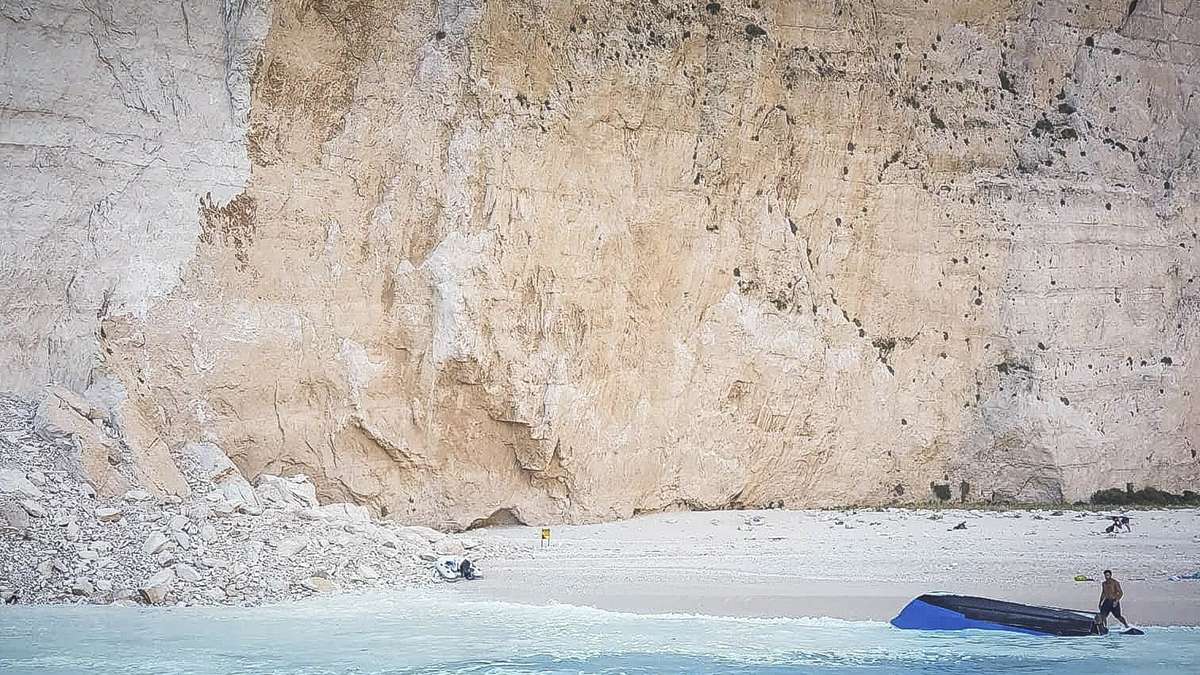 Plage célèbre en Grèce fermée – danger mortel pour les vacanciers