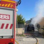 Coche en flammes par une panne technique à Siesta