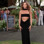 Le défi des abdos de 100 répétitions : le programme de Jodie Comer pour un ventre en béton !