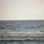 Mère et fils bloqués sur une plage cornique pendant plus de trois heures