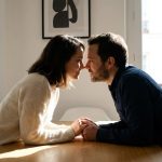Adieu aux reproches en couple : découvrez la phrase recommandée par les thérapeutes pour apaiser les tensions !