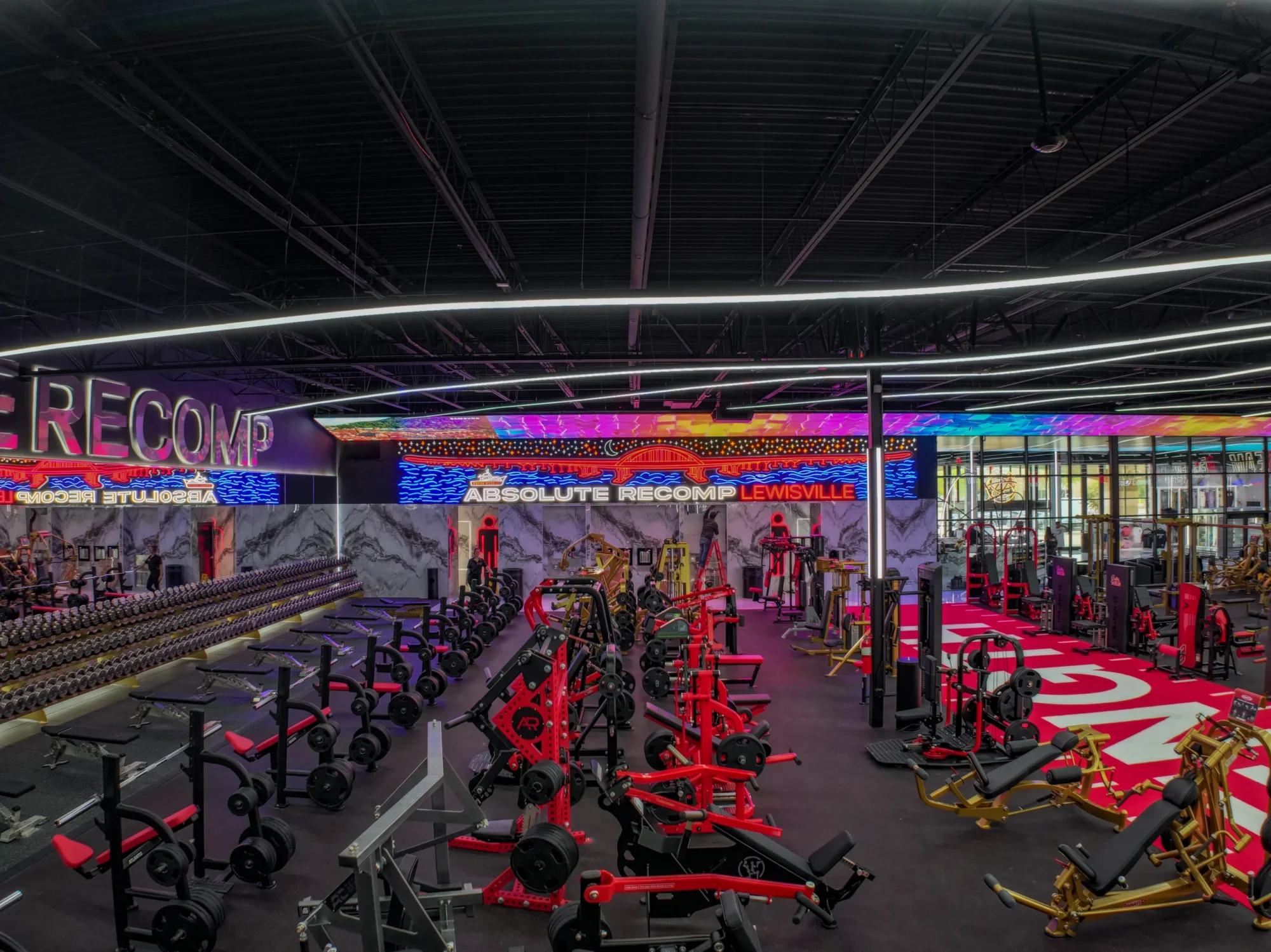Ancien PDG de Planet Fitness soutient Absolute Recomp, une salle de sport haut de gamme avec un facteur 'Wouah'