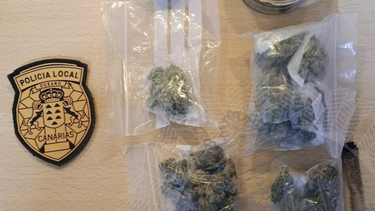 Arrestation d'un homme à Arrecife pour fuite avec des drogues dans son véhicule