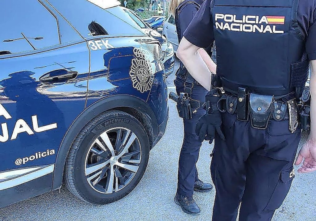 Braquage violent dans une joaillerie à Huelin : les propriétaires menacés et ligotés pour un butin conséquent