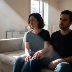 Célébrer le calme en couple : découvrez la troublante vérité psychologique sous cette façade de perfection