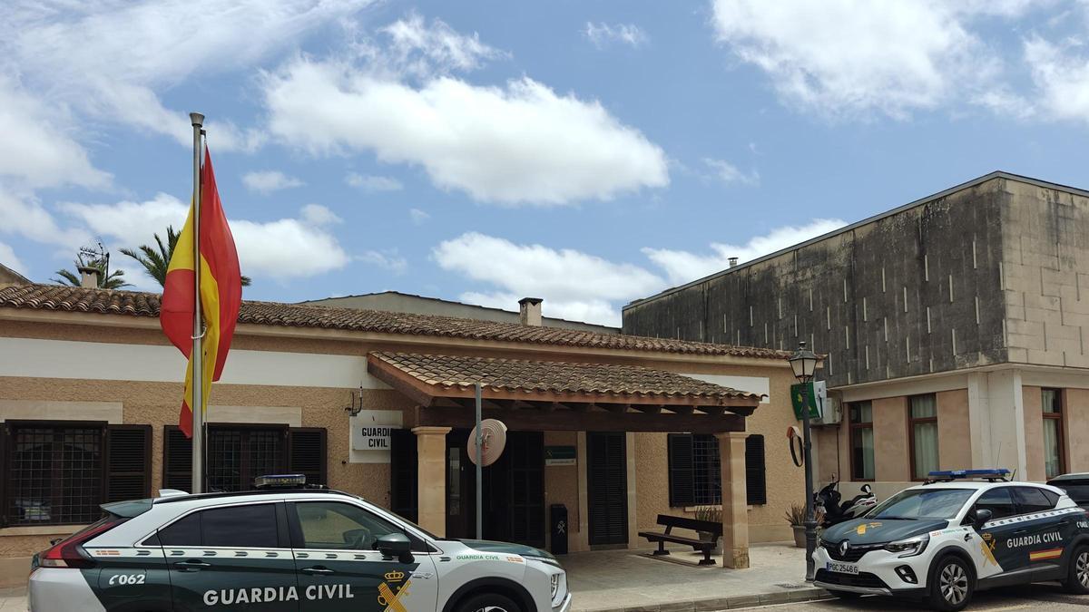 Coup de théâtre à Majorque : des voleurs pris en flagrant délit de cambriolage dans une voiture à Colònia de San Jordi !