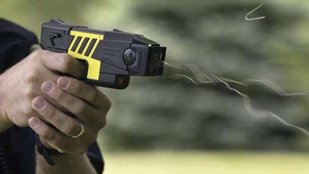 Enlèvement : Enlevé par un ami, il parvient à s'échapper après avoir imploré une voisine d'appeler la police.