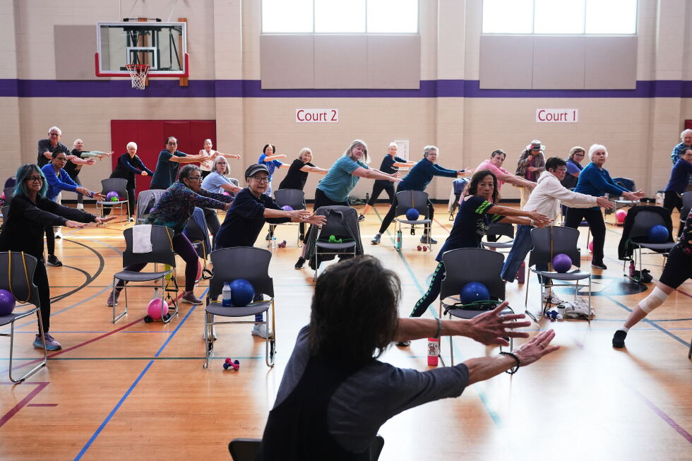 Instructeurs d'exercice plus âgés, une source de motivation pour leurs pairs