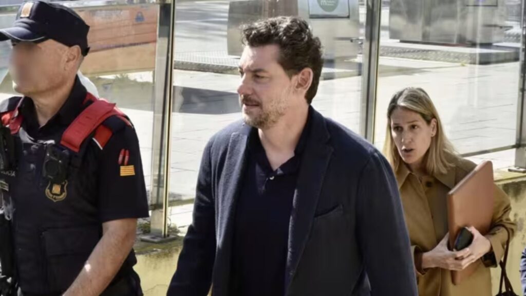 La juge soupçonne la thérapeute de Jonathan Andic d’être impliquée dans le meurtre
