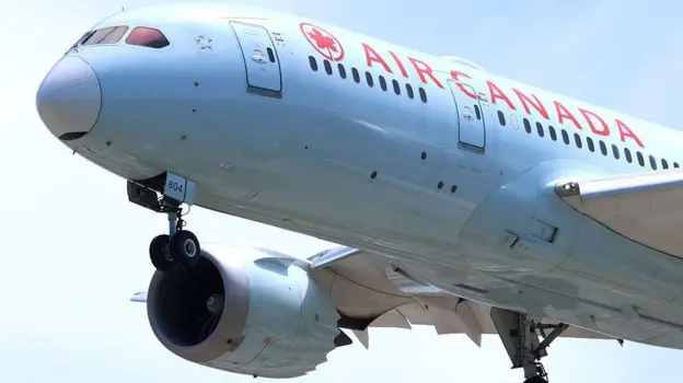 Avion Air Canada en vol