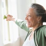 Les femmes âgées : un maximum de bénéfices avec HMB dans les shakes protéinés