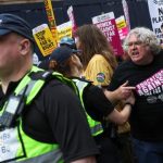 Manifestation pour le débat sur Tommy Robinson à l'Oxford Union
