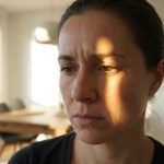 Ne laissez pas vos diplômes vous tromper : l’essentiel du conseil psycho du 7 juin sur la quête de la confiance en soi !