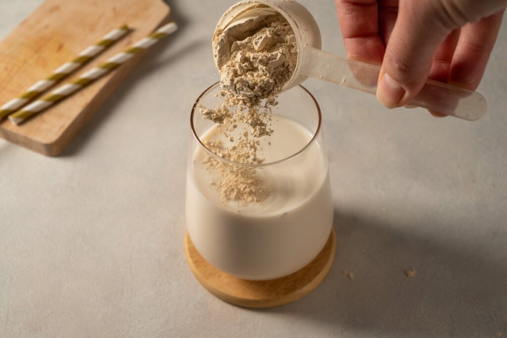 Nouvelle protéine tendance : une alternative faible en calories au lactosérum traditionnel