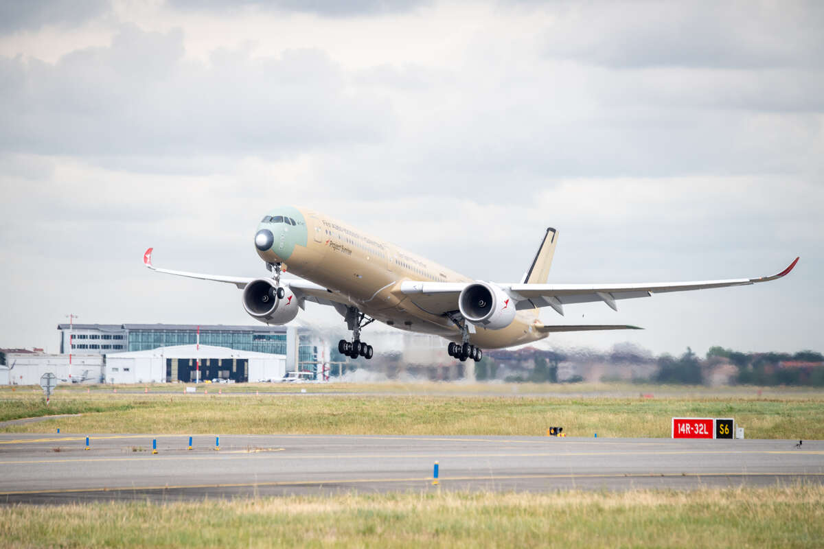 Premier vol inaugural du nouvel Airbus A350-1000ULR de Qantas