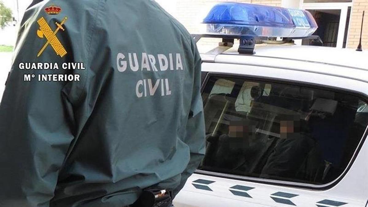 Prison pour l’homme ayant poignardé une mère et sa fille à Vecindario