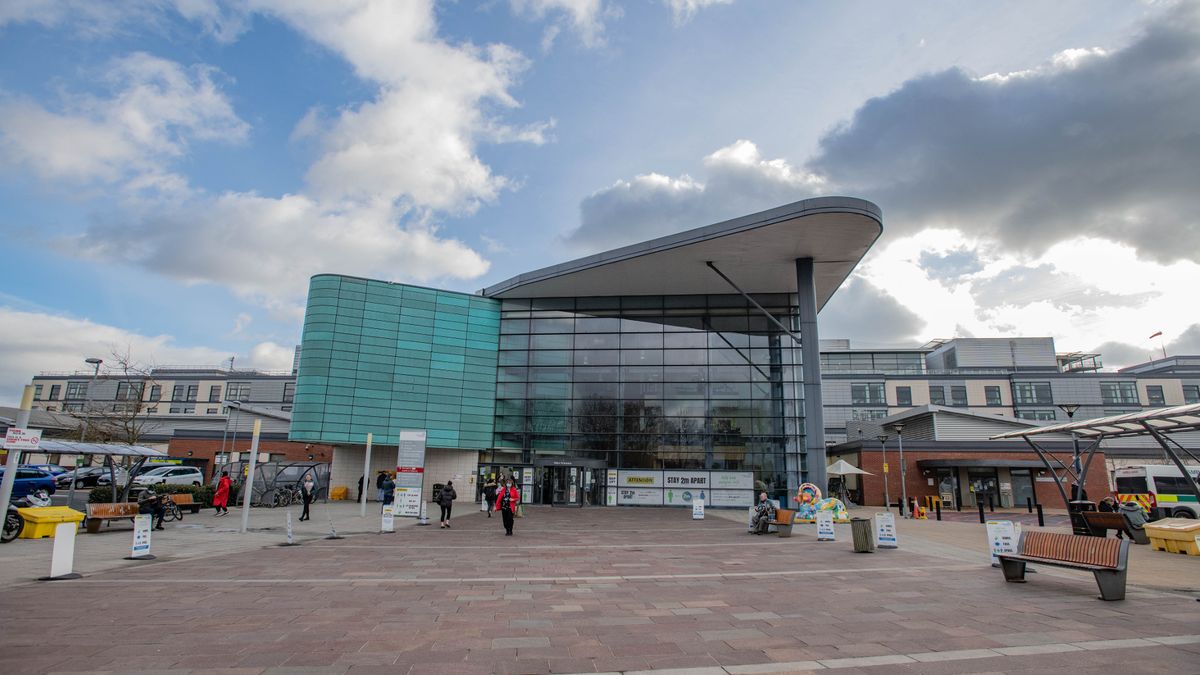 Patient décédé et des centaines de victimes d'erreurs de diagnostic d'un radiologue de Derby