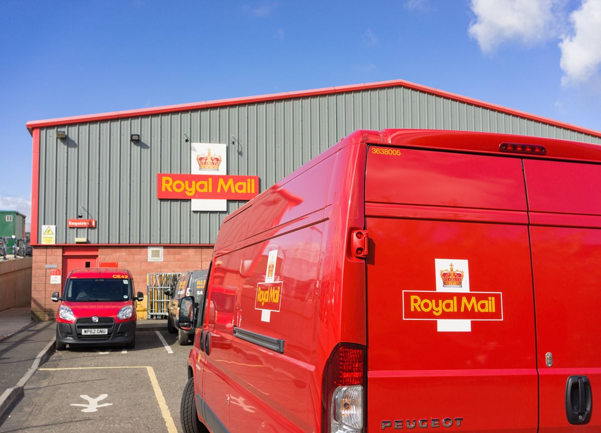 Véhicule postal Royal Mail à Édimbourg