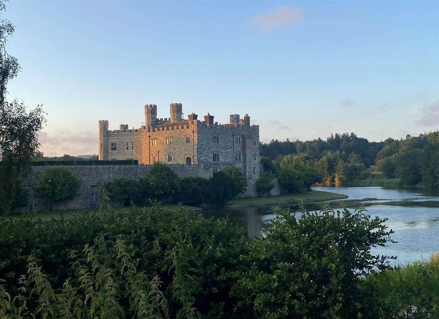 Le château historique et ses jardins ont constitué le cadre idéal pour l'événement