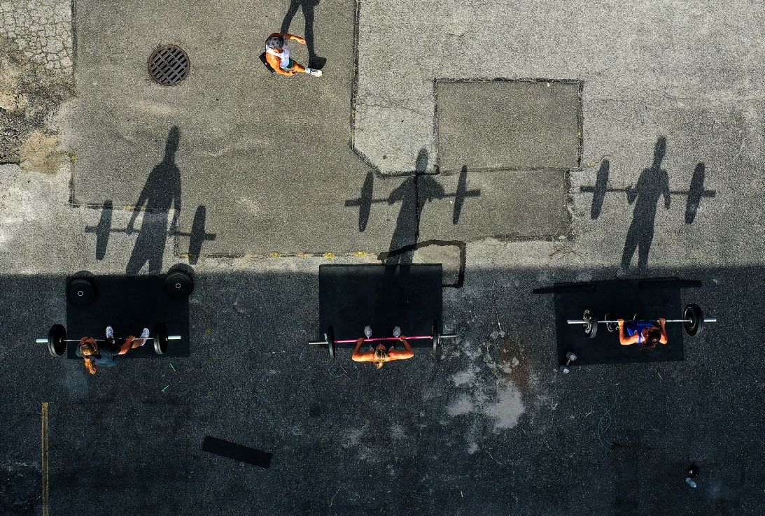 Une séance d'entraînement originale en plein air pendant la pandémie.