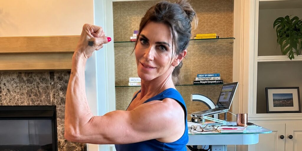 À 62 ans, ma recette de force : 4 exercices pour le haut du corps éprouvés par le temps !