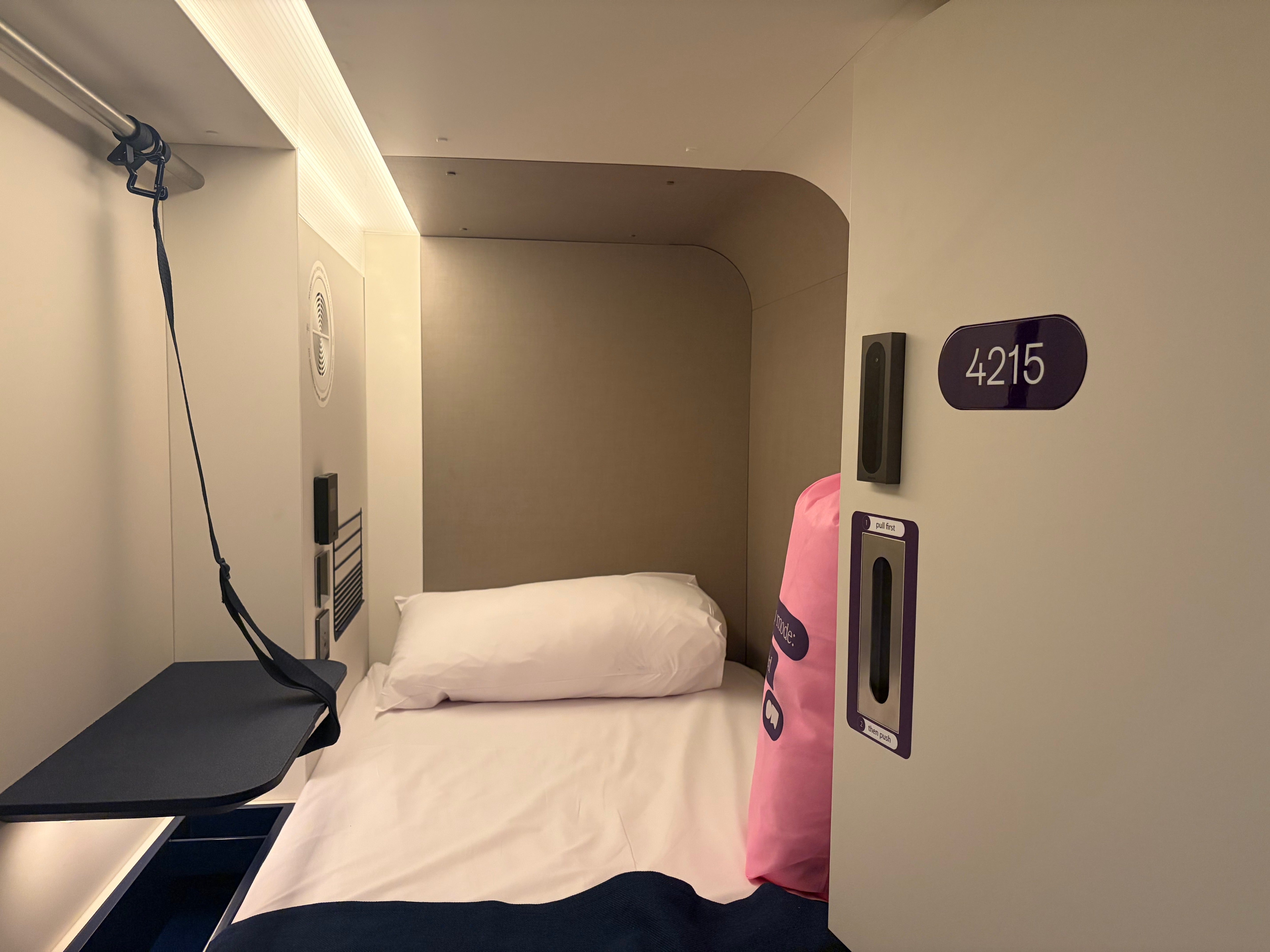 Un lit capsule chez Otherwander
