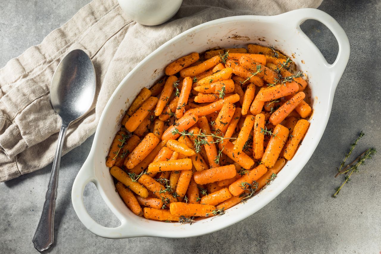 Cuire des carottes peut augmenter la disponibilité du bêta-carotène, un pigment antioxydant.