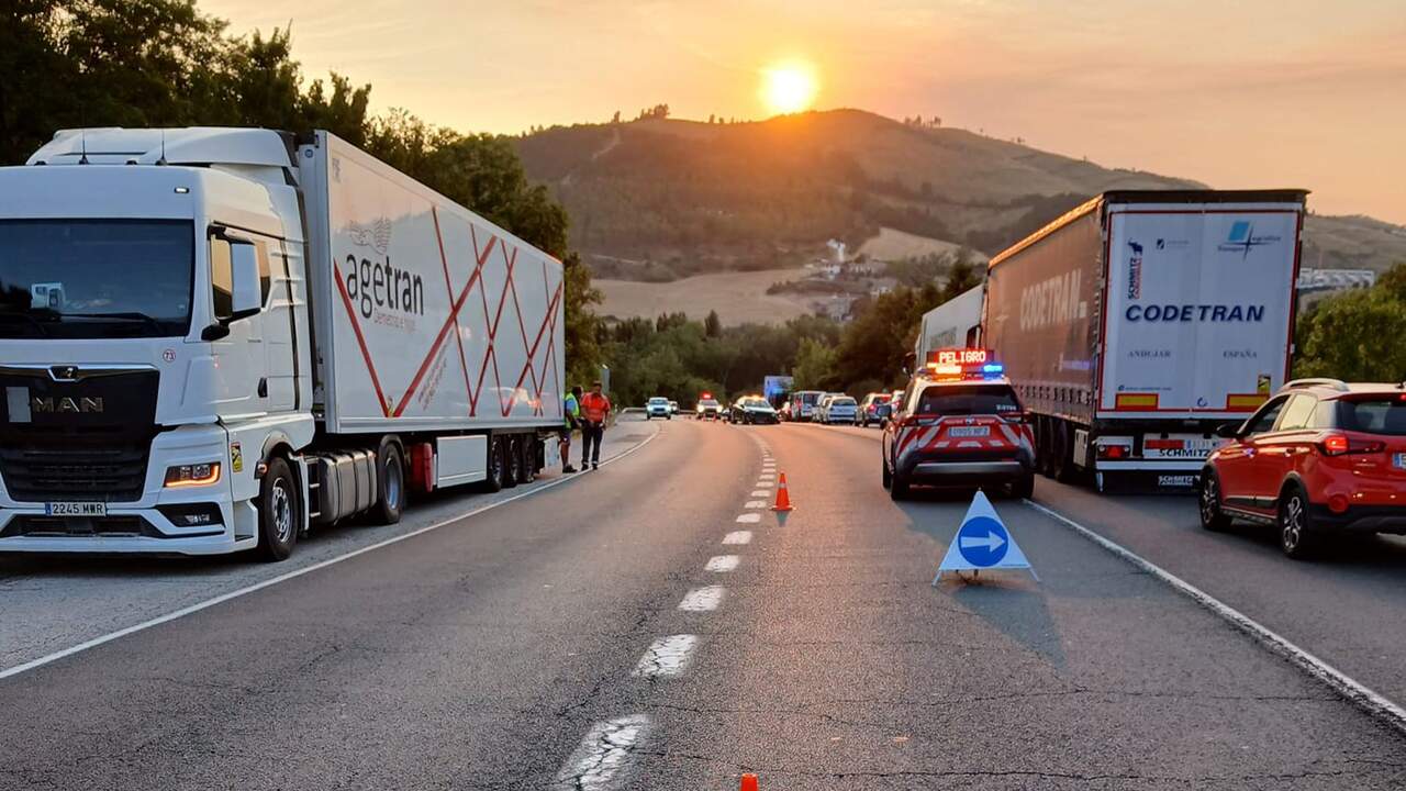 Accident sur la PA-30 : un conducteur blessé et la Ronda de Pamplona totalement coupée ce mardi