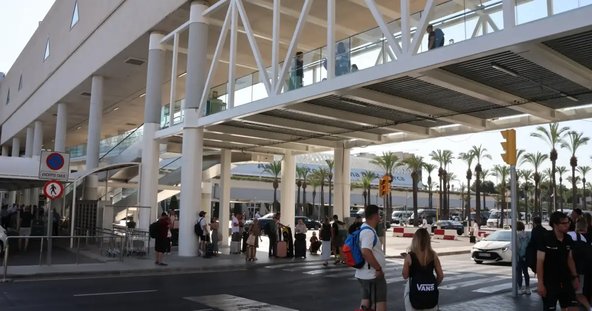 Baleares en tête des arrivées d'étrangers en avion en juin avec 2,3 millions !