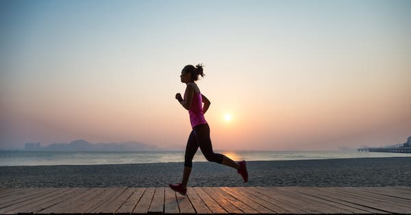 Course à pied : risque de taille fine ou visage stressé ?
